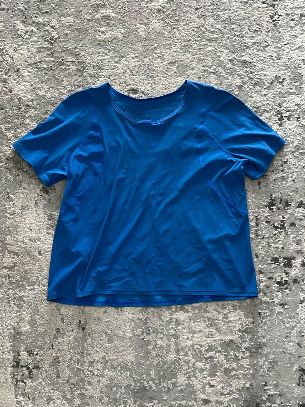 EUC lululemon blue short sleeve shirt size 8